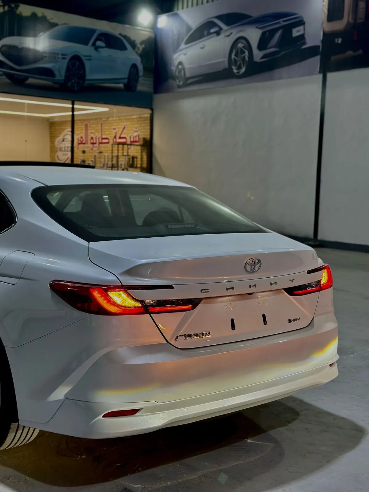 تويوتا كامري ٢٠٢٤ هايبرد فول مواصفات زيرو شامل الرقم - الصورة 14